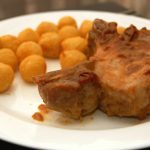 Costillas Adobadas con Papas al Horno